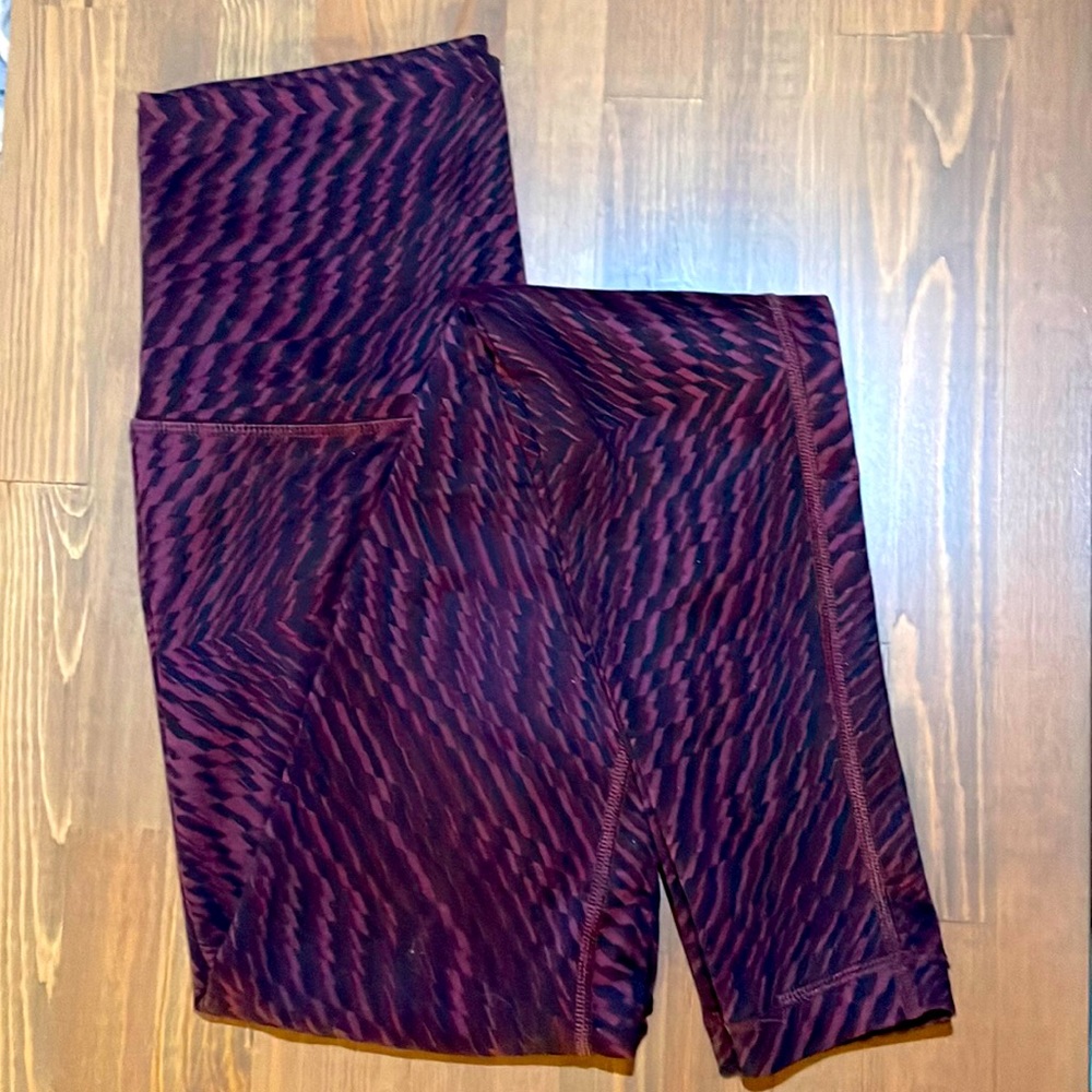 Lululemon - Wunder Under high rise tight